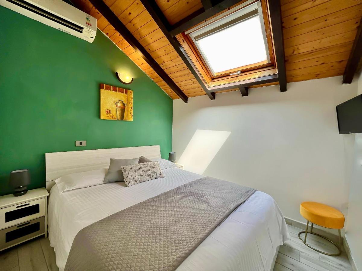 Hotel Alla Fontanella Alassio Bagian luar foto